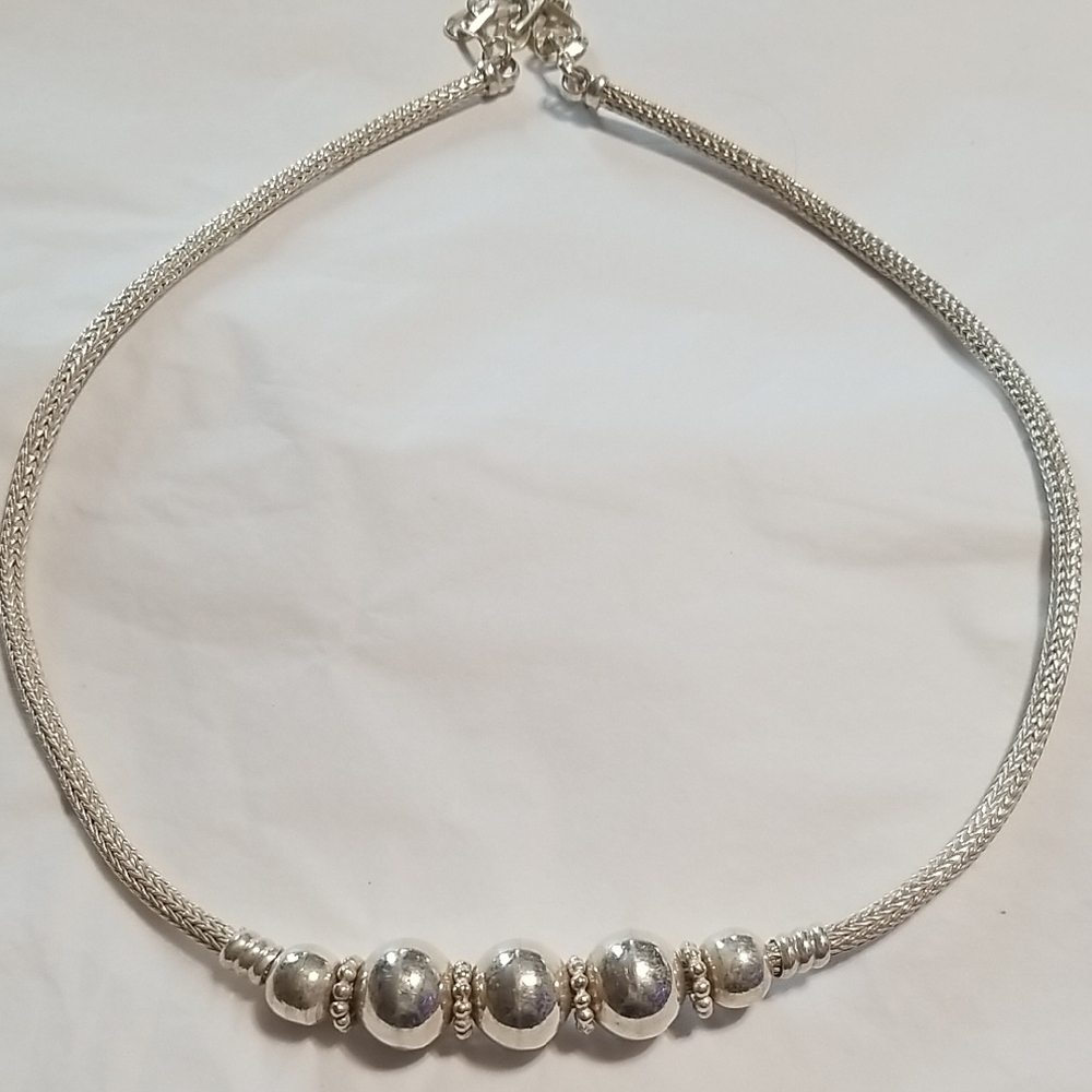 1.7 Oz. STERLING SILVER NECKLACE, EUC, 18" - 29", Hook Clasp J#24